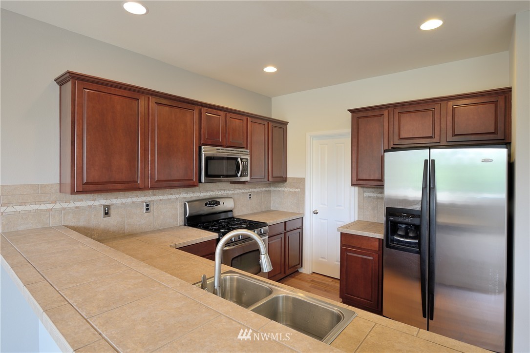 16111 35th Drive Southeast Bothell, WA 98012 - Photo 5 of 20