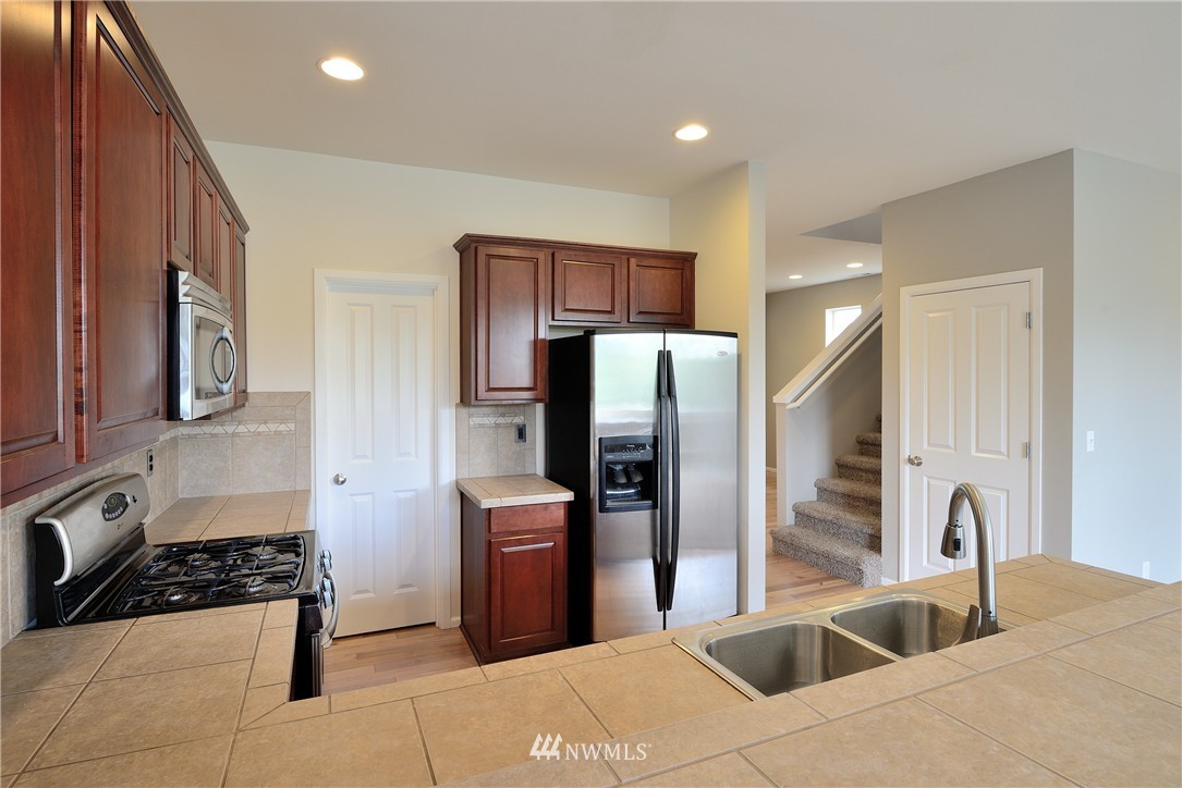 16111 35th Drive Southeast Bothell, WA 98012 - Photo 8 of 20