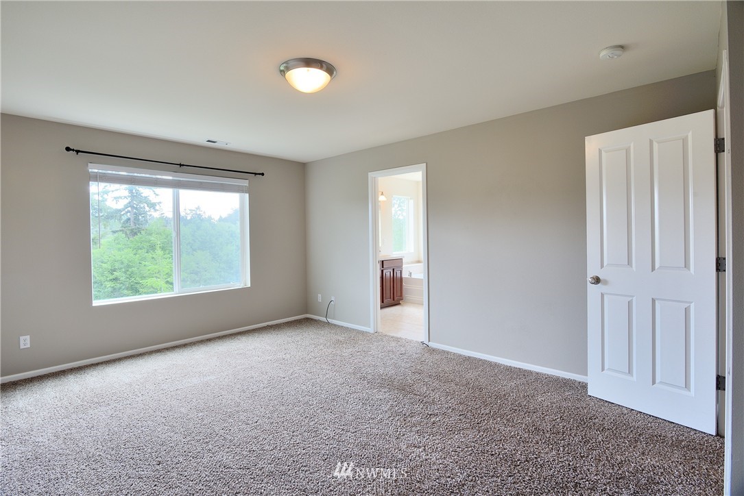 16111 35th Drive Southeast Bothell, WA 98012 - Photo 10 of 20