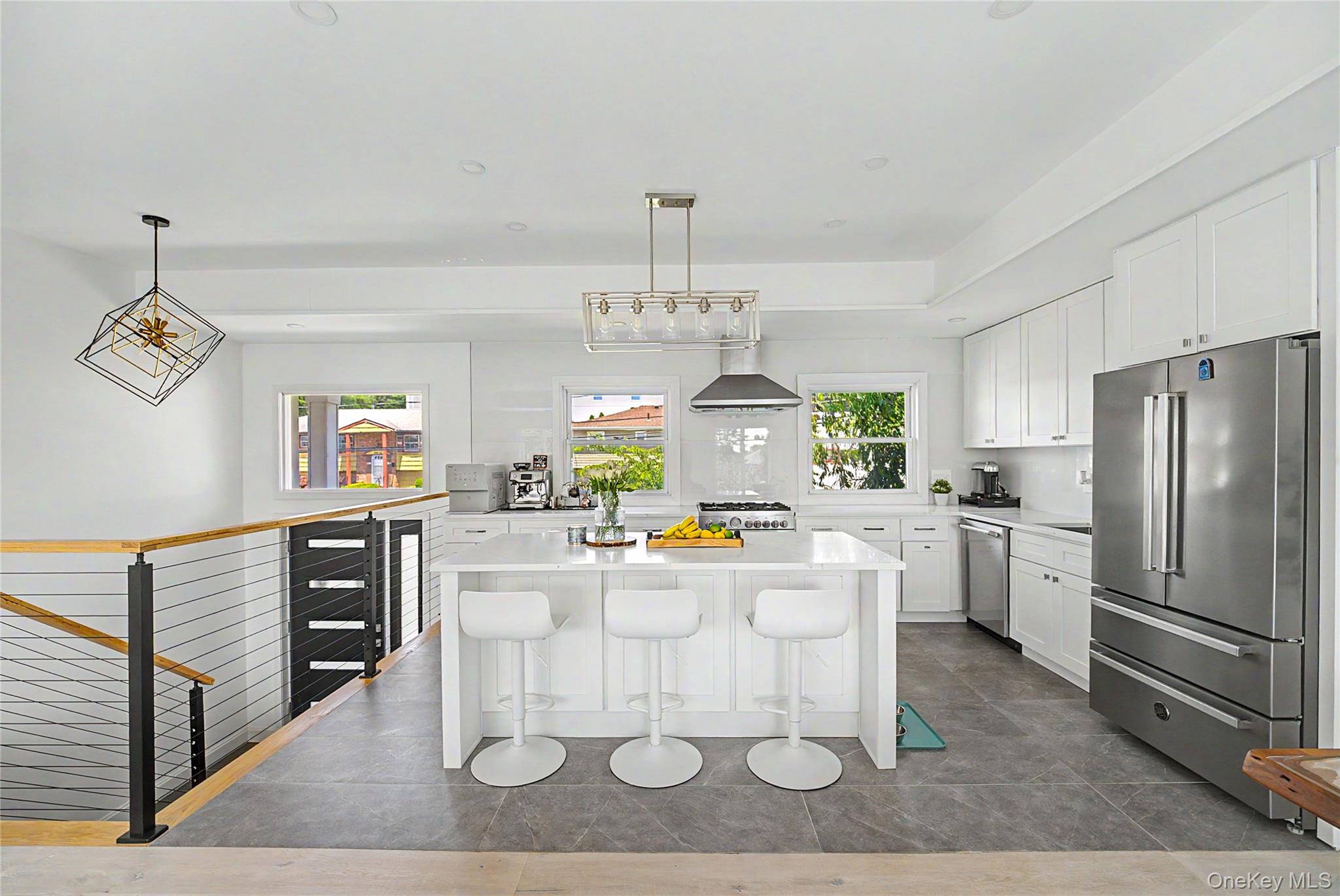20 Russell Park Road Syosset, NY 11791 - Photo 14 of 42