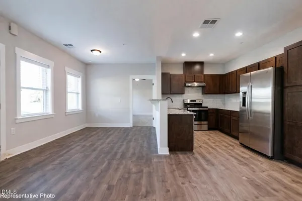 $1,450 | 645 North O'Neil Street, Unit 101, Clayton, NC 27520