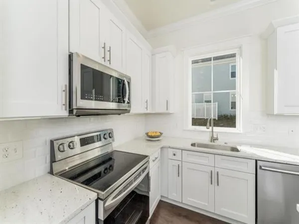 $3,500 | 419 Glenview Drive, Tallahassee, FL 32303