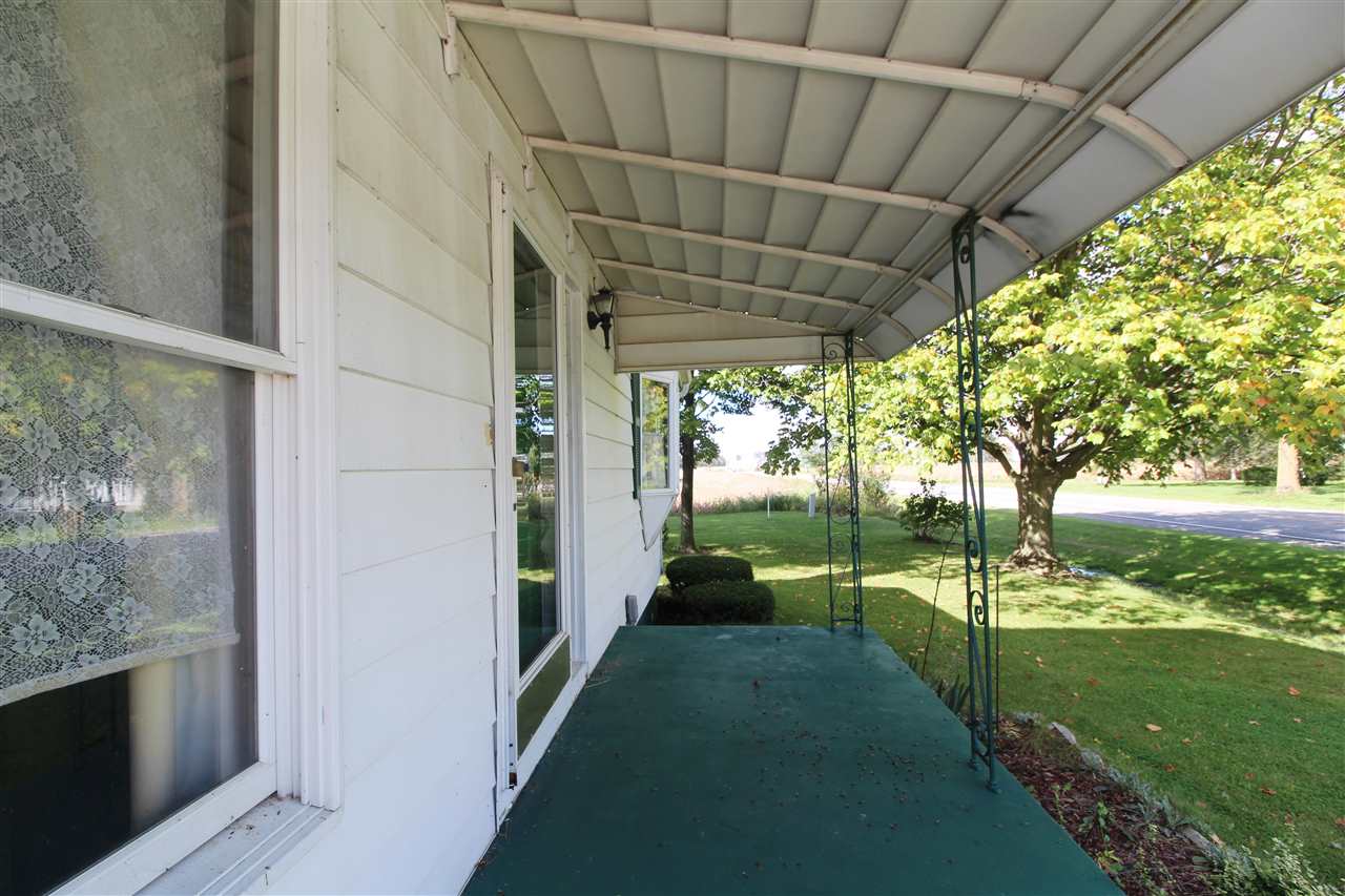 12357 West Pierson Road Flushing, MI 48433 - Photo 2 of 32 50056478-1.JPG