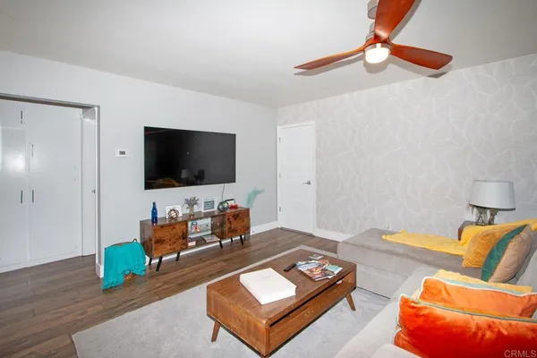 $4,200 | 907 California Street, Oceanside, CA 92054