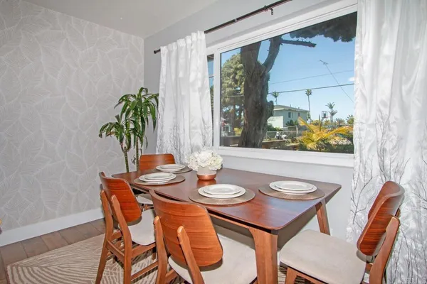 $4,200 | 907 California Street, Oceanside, CA 92054