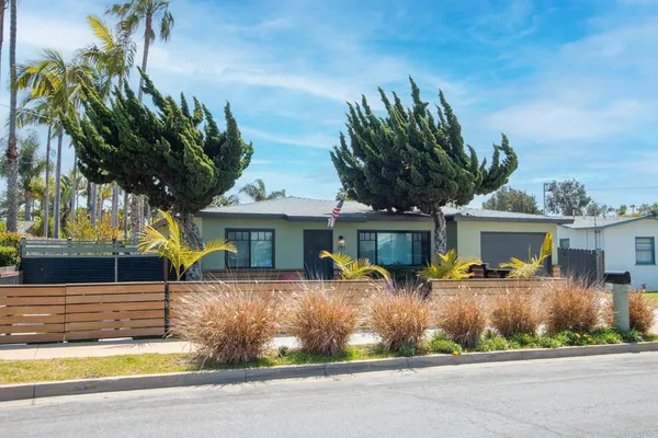 $4,200 | 907 California Street, Oceanside, CA 92054