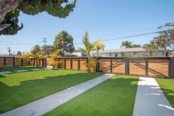 $4,200 | 907 California Street, Oceanside, CA 92054