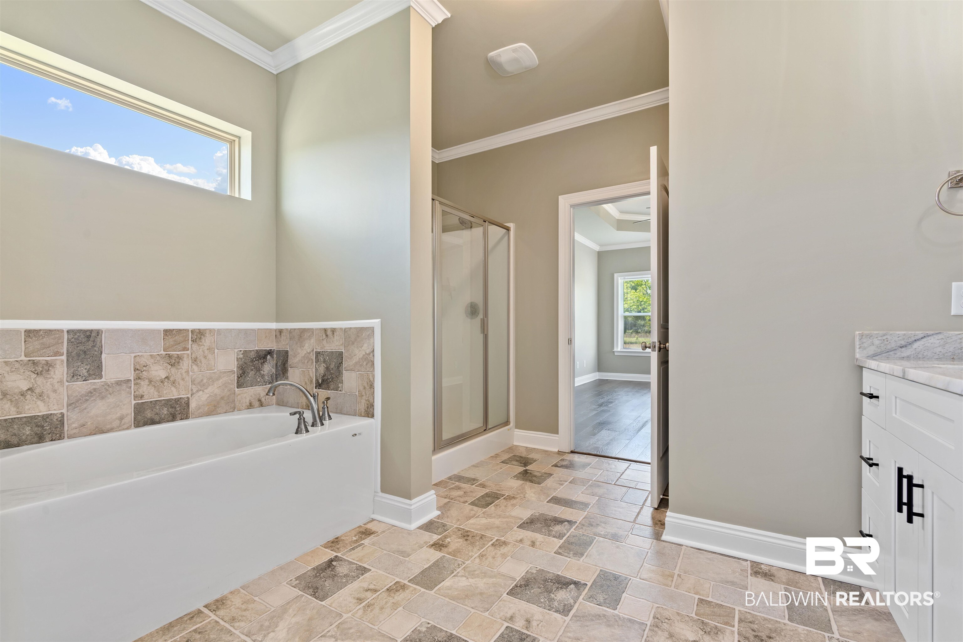 9967 Bridgewater Drive Theodore, AL 36582 - Photo 24 of 34 Separate 4 ft. Shower
