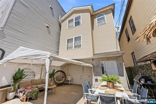 $700,000 | 56 Vincent Street, Newark, NJ 07105