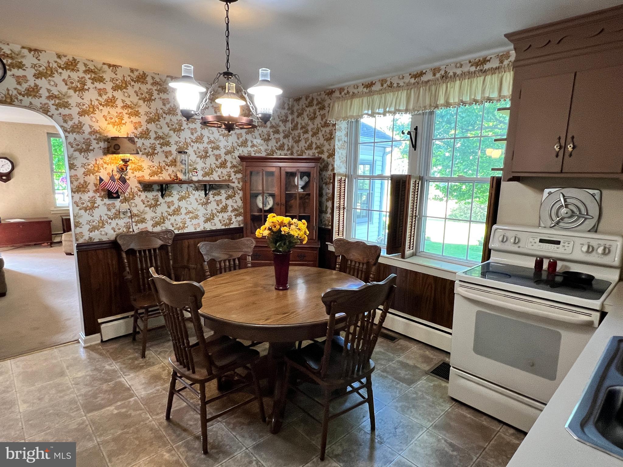 252 Doe Run Road Manheim, PA 17545 - Photo 8 of 32 a view of a dining room with furniture window and outside view