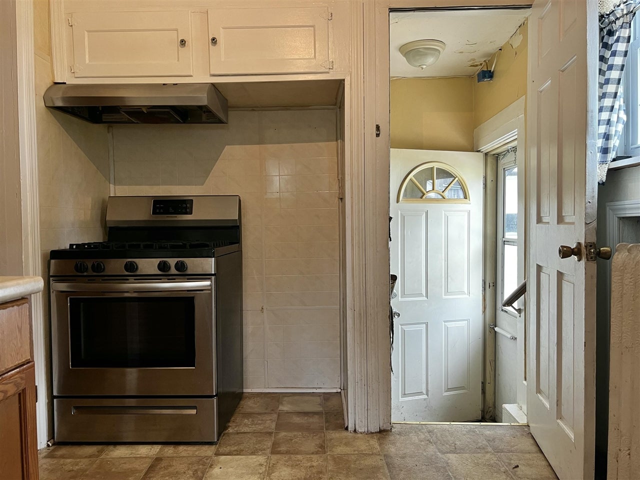 522 Walnut Street Three Rivers, MI 49093 - Photo 6 of 24 Gallery Image 6
