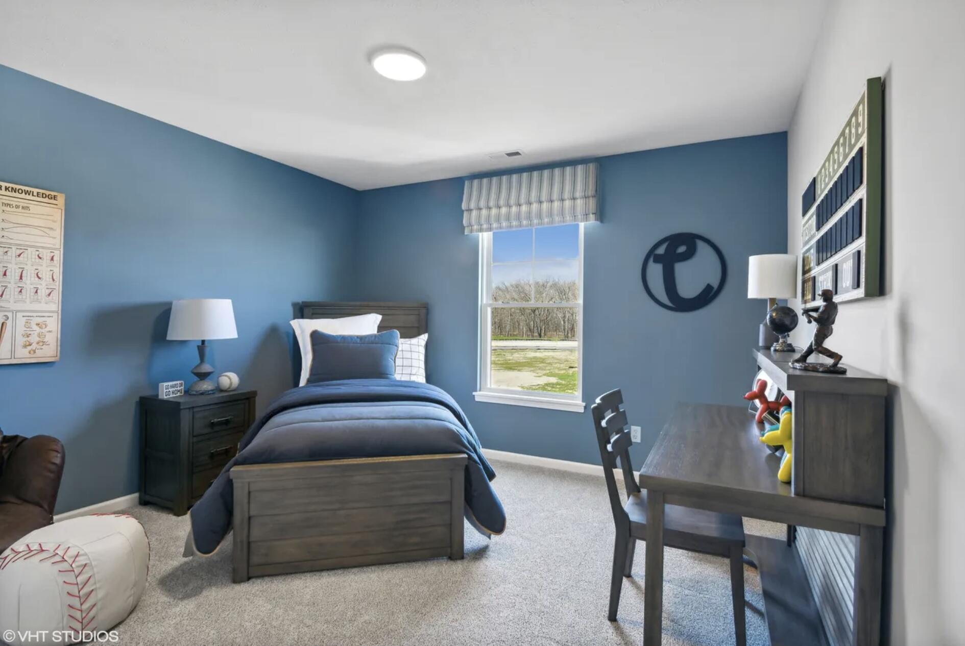 Undisclosed Address Winfield, IN 46307 - Photo 22 of 25 a bedroom with furniture and a window