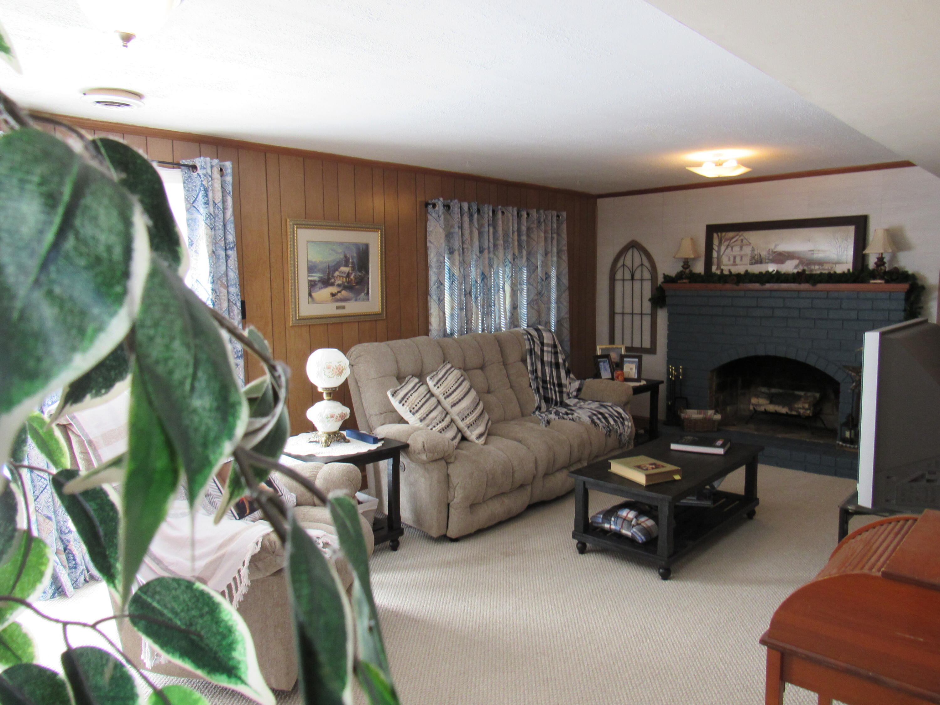 3810 Bower Road Roanoke, VA 24018 - Photo 16 of 16 IMG_2726