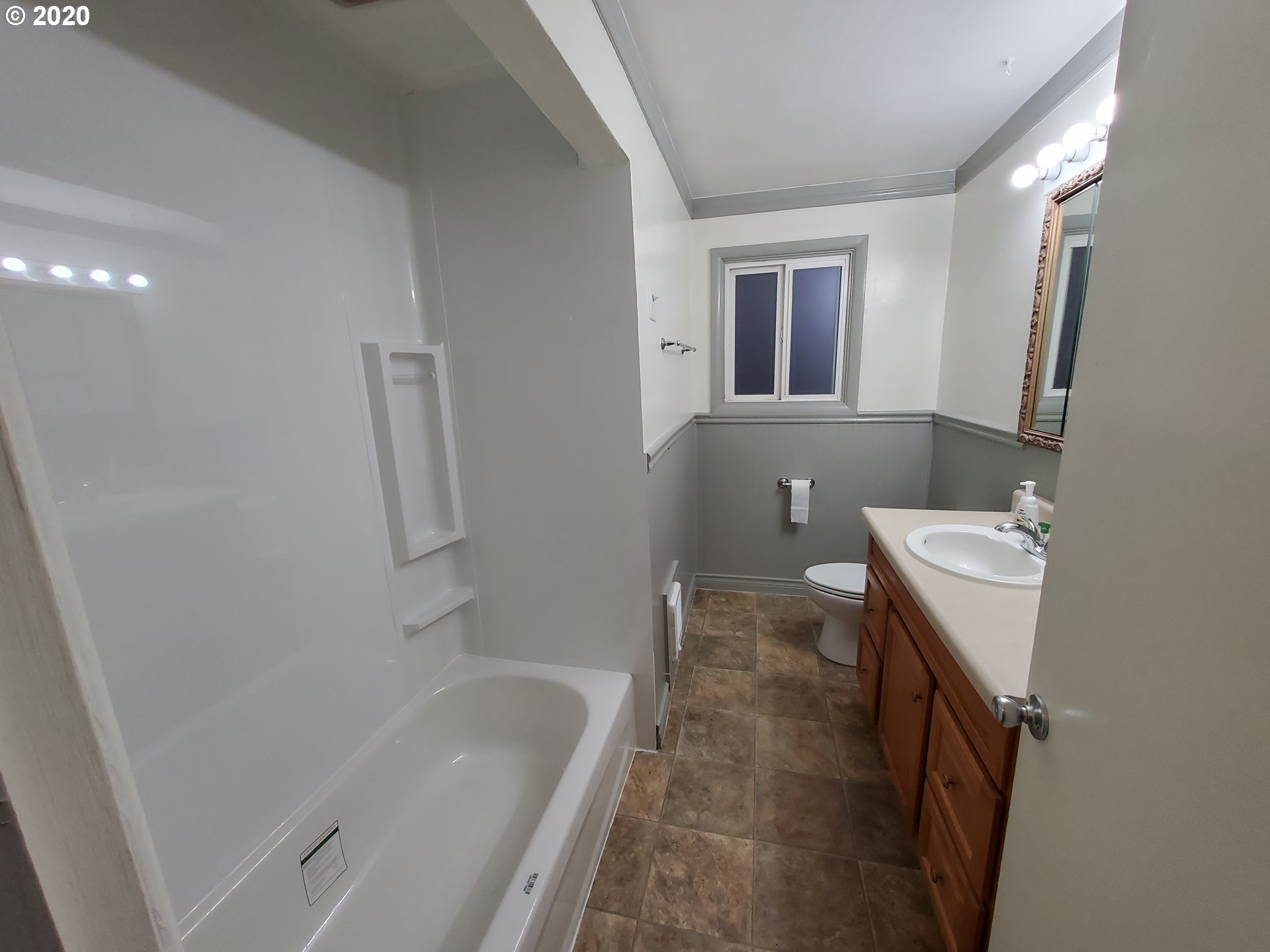 1625 J Street Springfield, OR 97477 - Photo 5 of 12