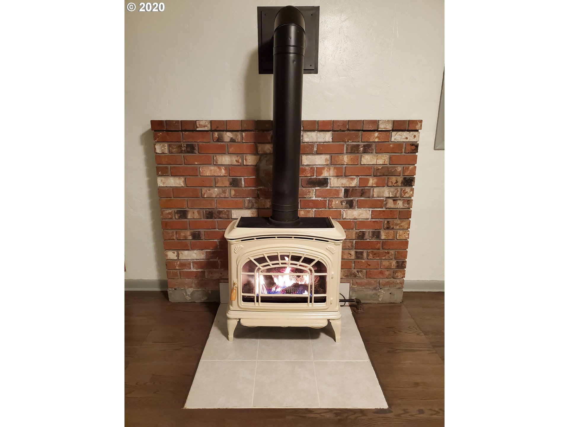 1625 J Street Springfield, OR 97477 - Photo 10 of 12