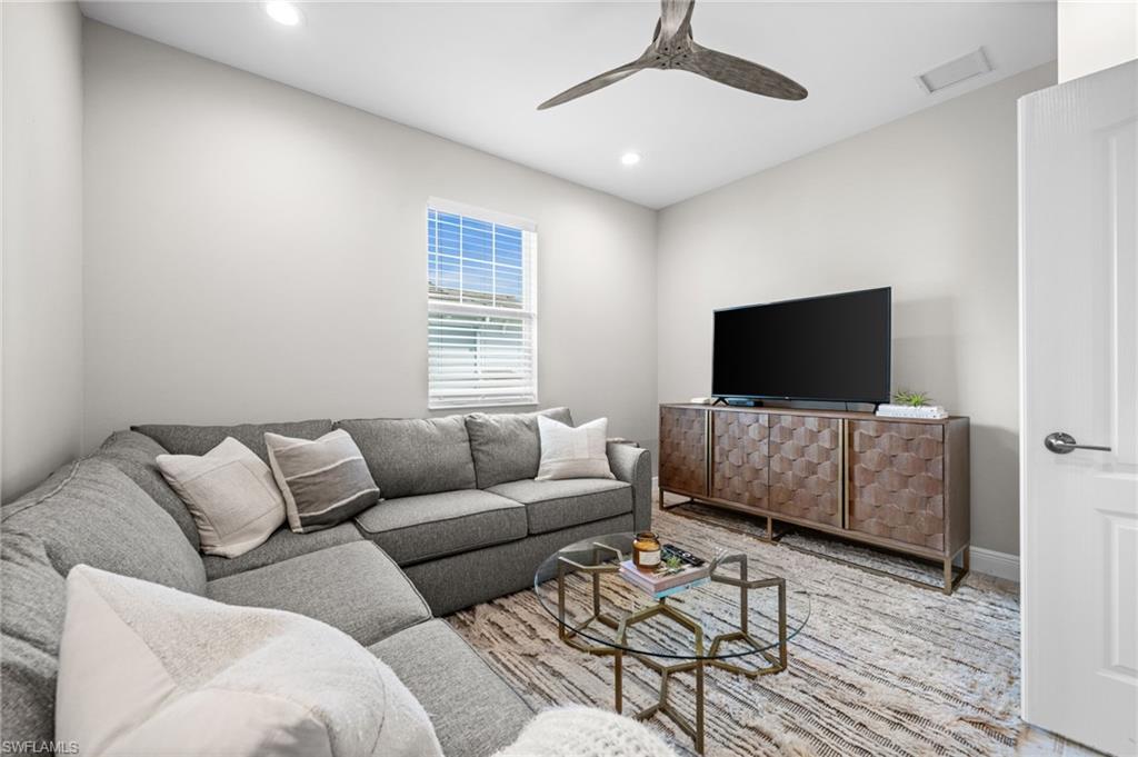 2319 Sawyers Hill Road, Unit 708 Naples, FL 34120 - Photo 25 of 30