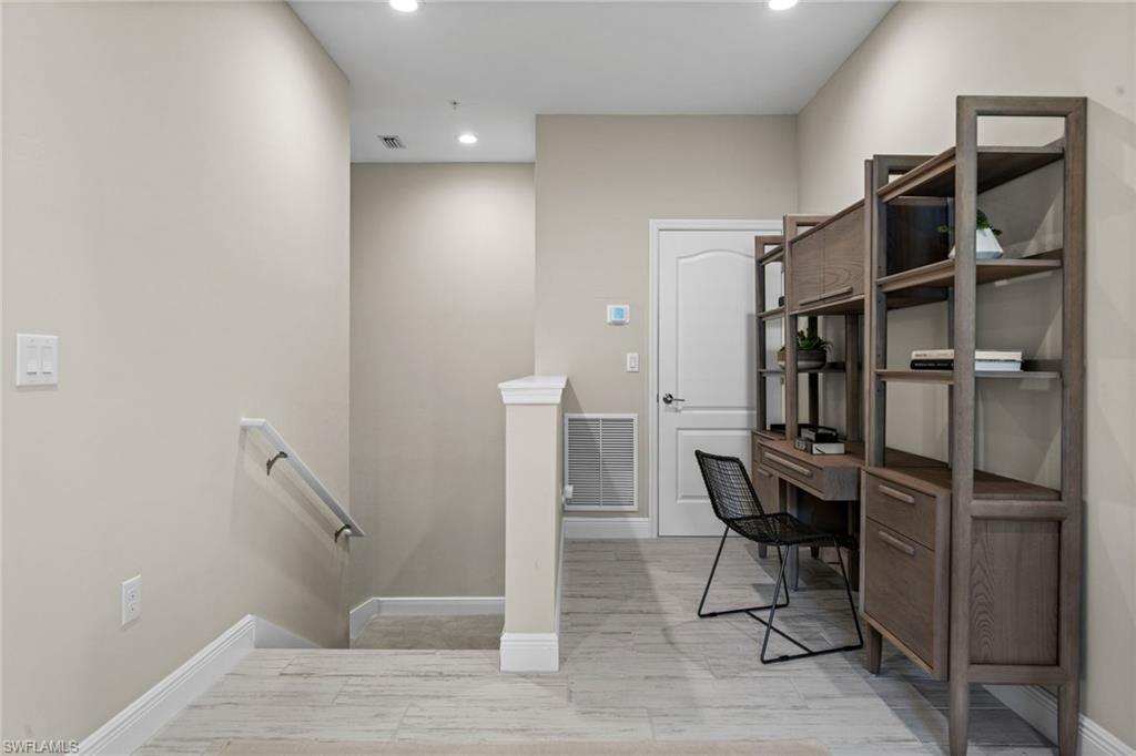 2319 Sawyers Hill Road, Unit 708 Naples, FL 34120 - Photo 26 of 30