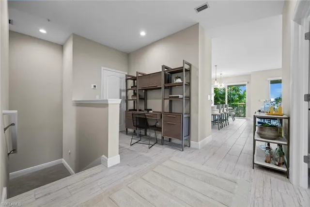 $460,000 | 2319 Sawyers Hill Road, Unit 708, Naples, FL 34120