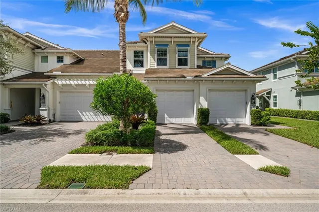 $460,000 | 2319 Sawyers Hill Road, Unit 708, Naples, FL 34120