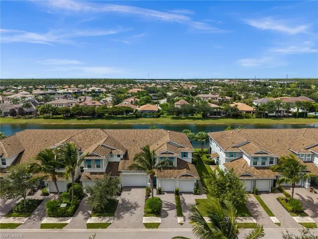 $460,000 | 2319 Sawyers Hill Road, Unit 708, Naples, FL 34120