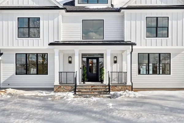 $3,495,000 | 43 Hilltop Lane, Thornwood, NY 10594