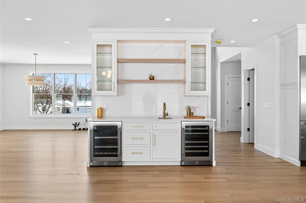 $3,495,000 | 43 Hilltop Lane, Thornwood, NY 10594