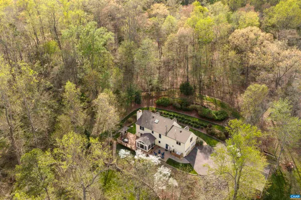 $895,000 | 2700 Willow Oak Circle, Charlottesville, VA 22901