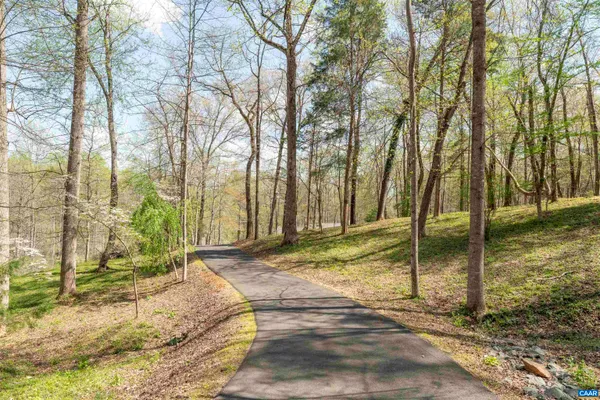 $895,000 | 2700 Willow Oak Circle, Charlottesville, VA 22901