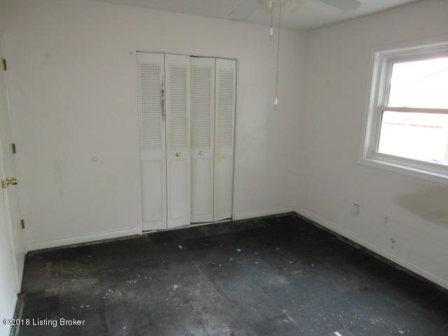 404 Dale Road Louisville, KY 40229 - Photo 16 of 26 IMG_3047