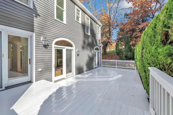 $1,269,000 | 93 Putting Green Road North, Trumbull, CT 06611