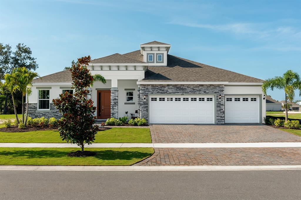 914 Signet Drive Apollo Beach, FL 33572 - Photo 1 of 1 a view of a house with a swimming pool