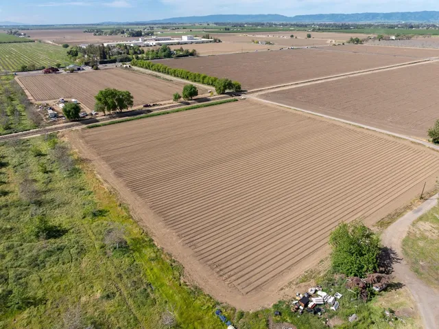 $1,300,000 | 36334 Highway 16, Woodland, CA 95695