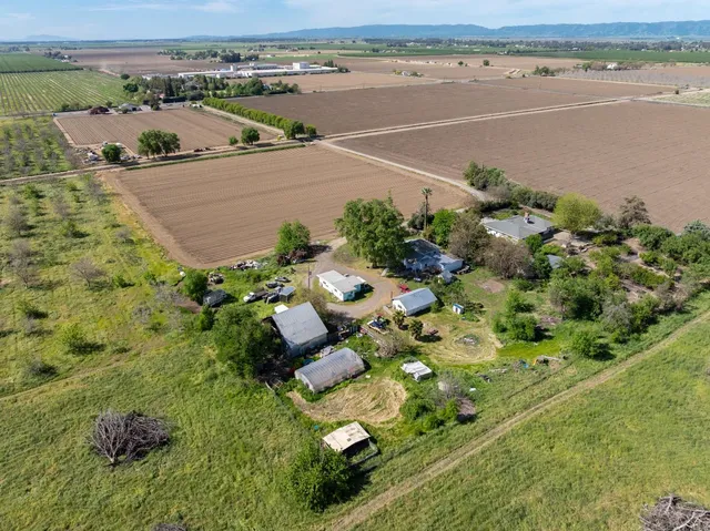 $1,300,000 | 36334 Highway 16, Woodland, CA 95695