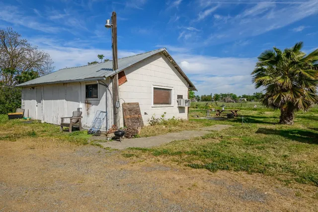 $1,300,000 | 36334 Highway 16, Woodland, CA 95695