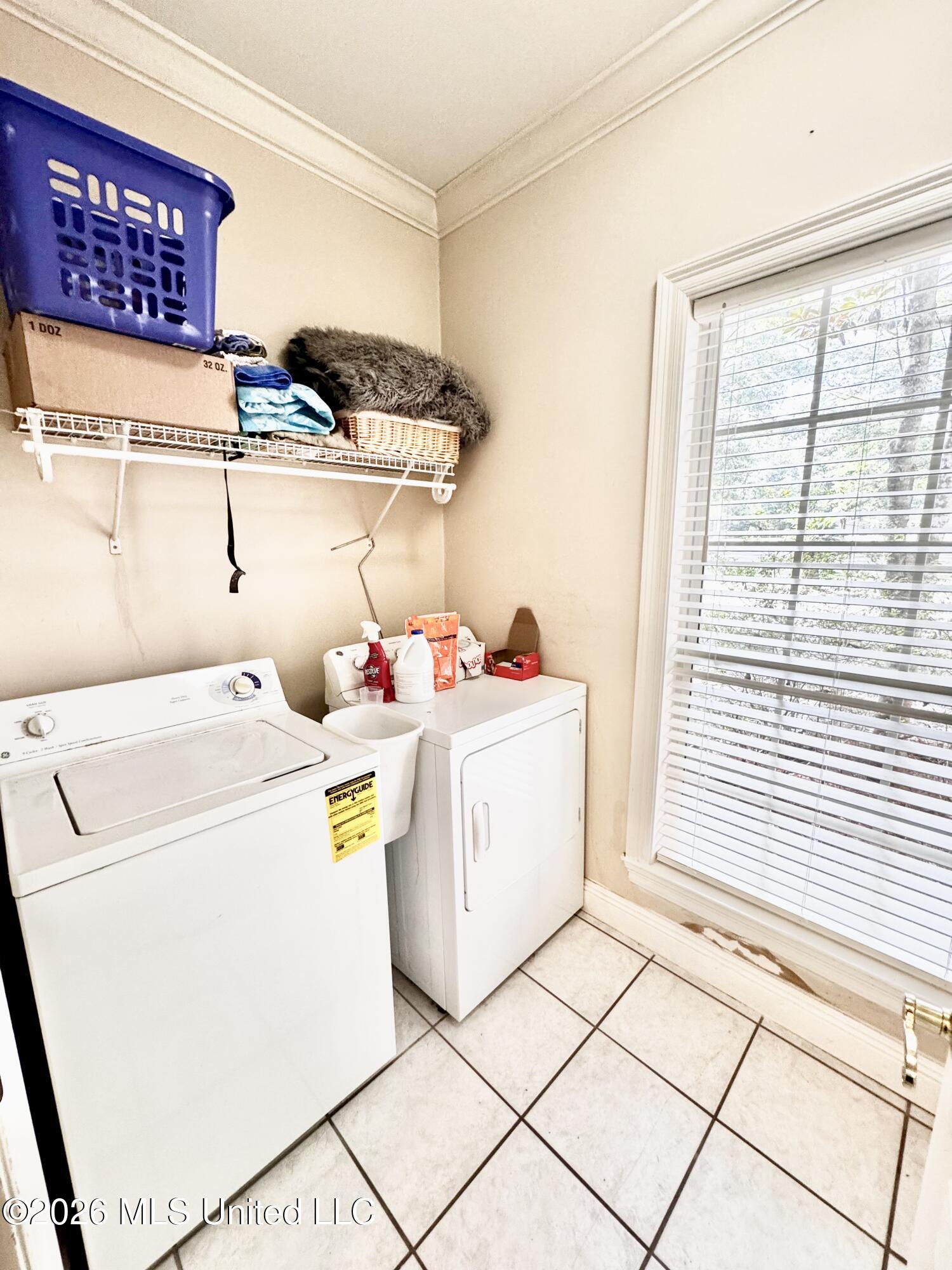 16210 McKay Road Gulfport, MS 39503 - Photo 24 of 60 Laundry room
