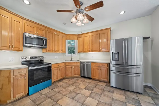 $599,000 | 168 Wilderness Point Road, Hartwell, GA 30643