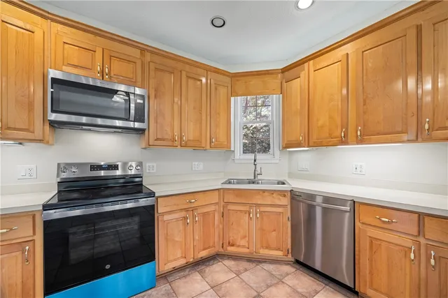 $599,000 | 168 Wilderness Point Road, Hartwell, GA 30643