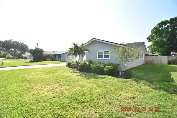 $3,595 | 2600 60th Avenue South, St. Petersburg, FL 33712