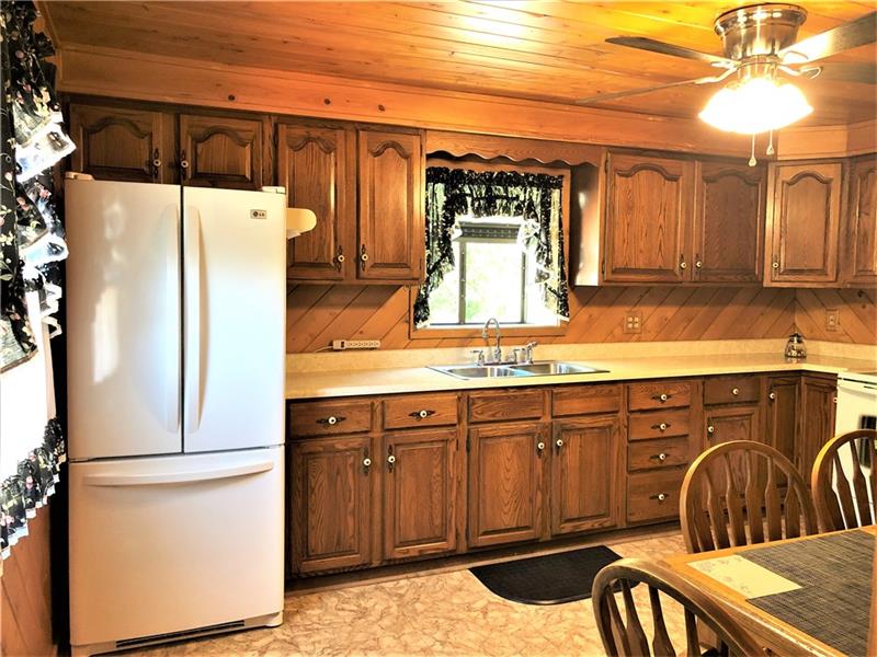 102 Rinard Lane Rochester, PA 15074 - Photo 2 of 24