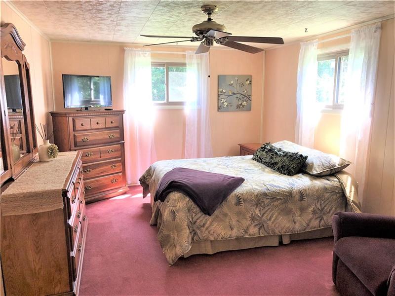 102 Rinard Lane Rochester, PA 15074 - Photo 10 of 24