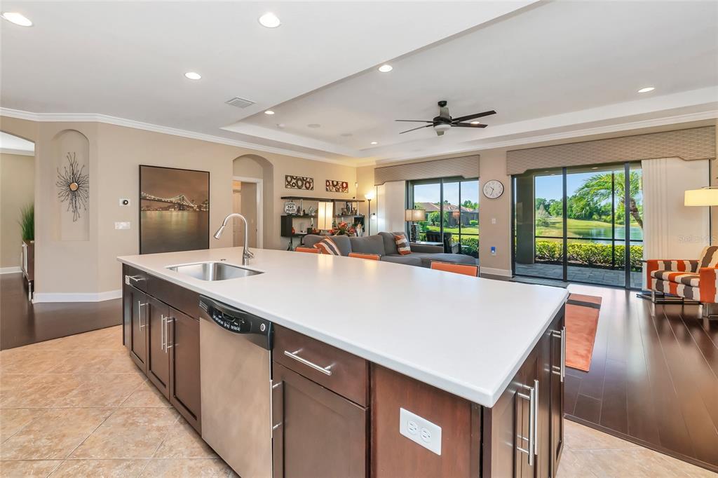 12848 Del Corso Loop Lakewood Ranch, FL 34211 - Photo 18 of 70 Gallery Image 18