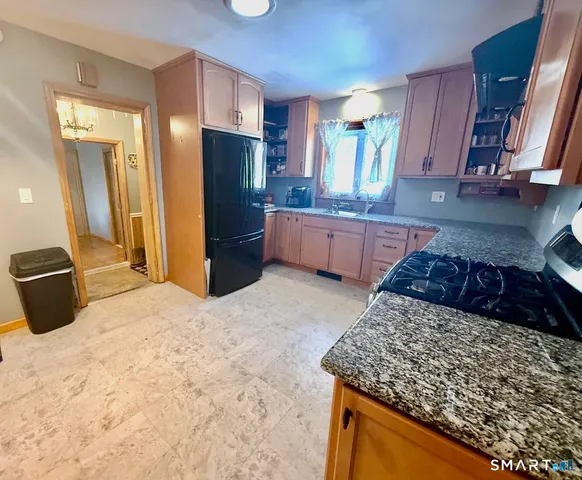 a view of walk in closet