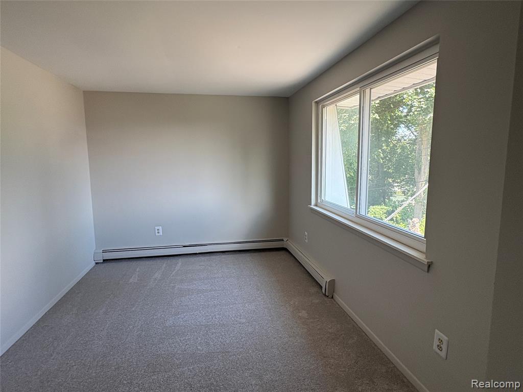 152 Ladd Road, Unit 1 Walled Lake, MI 48390 - Photo 24 of 28