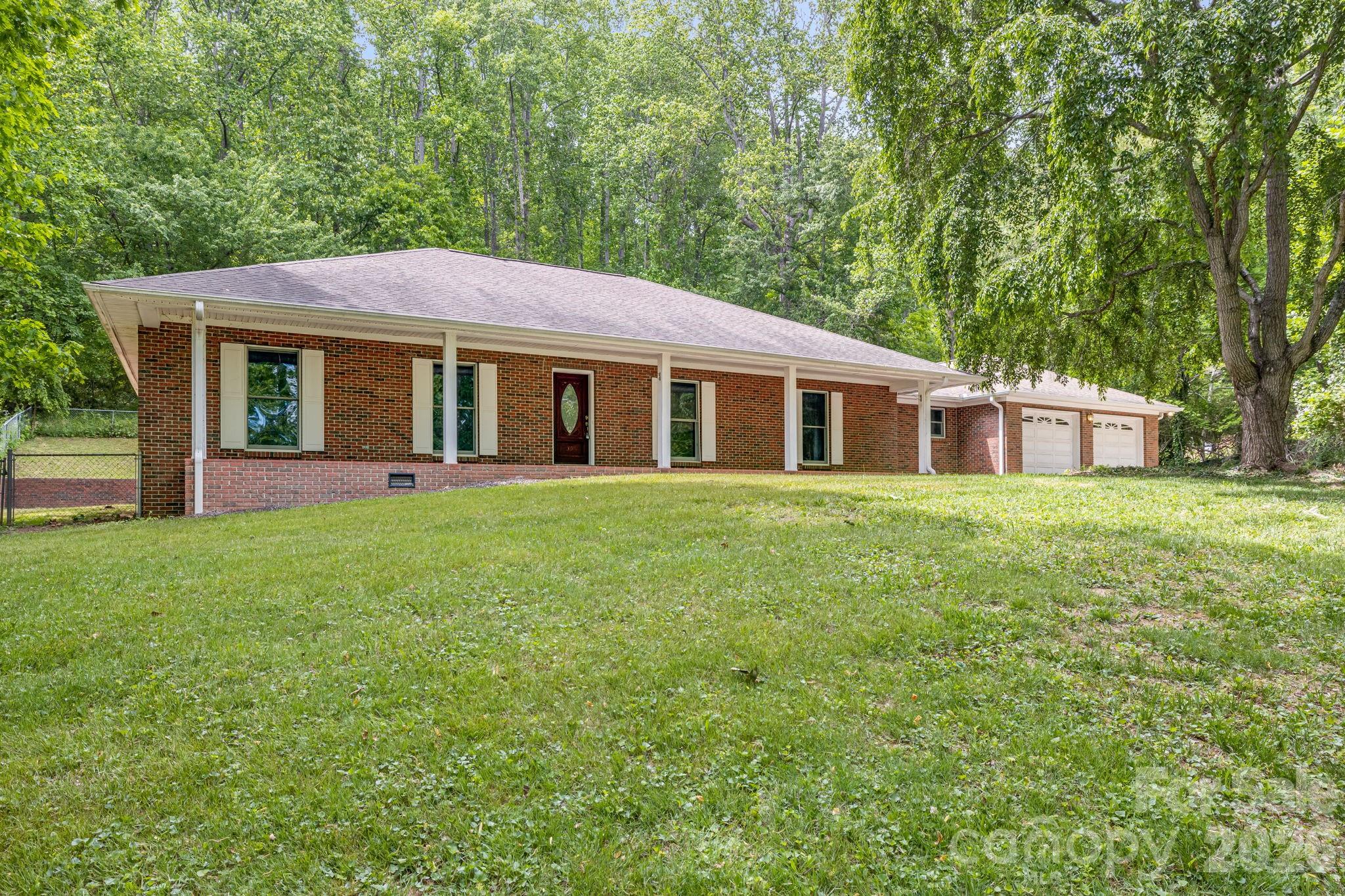 35 Byrd Road Candler, NC 28715 - Photo 2 of 43