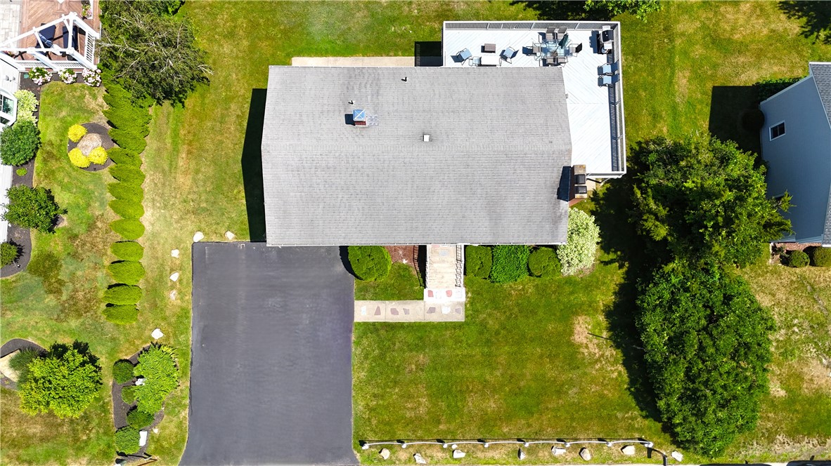 33 Glendale Road Narragansett, RI 02882 - Photo 6 of 45