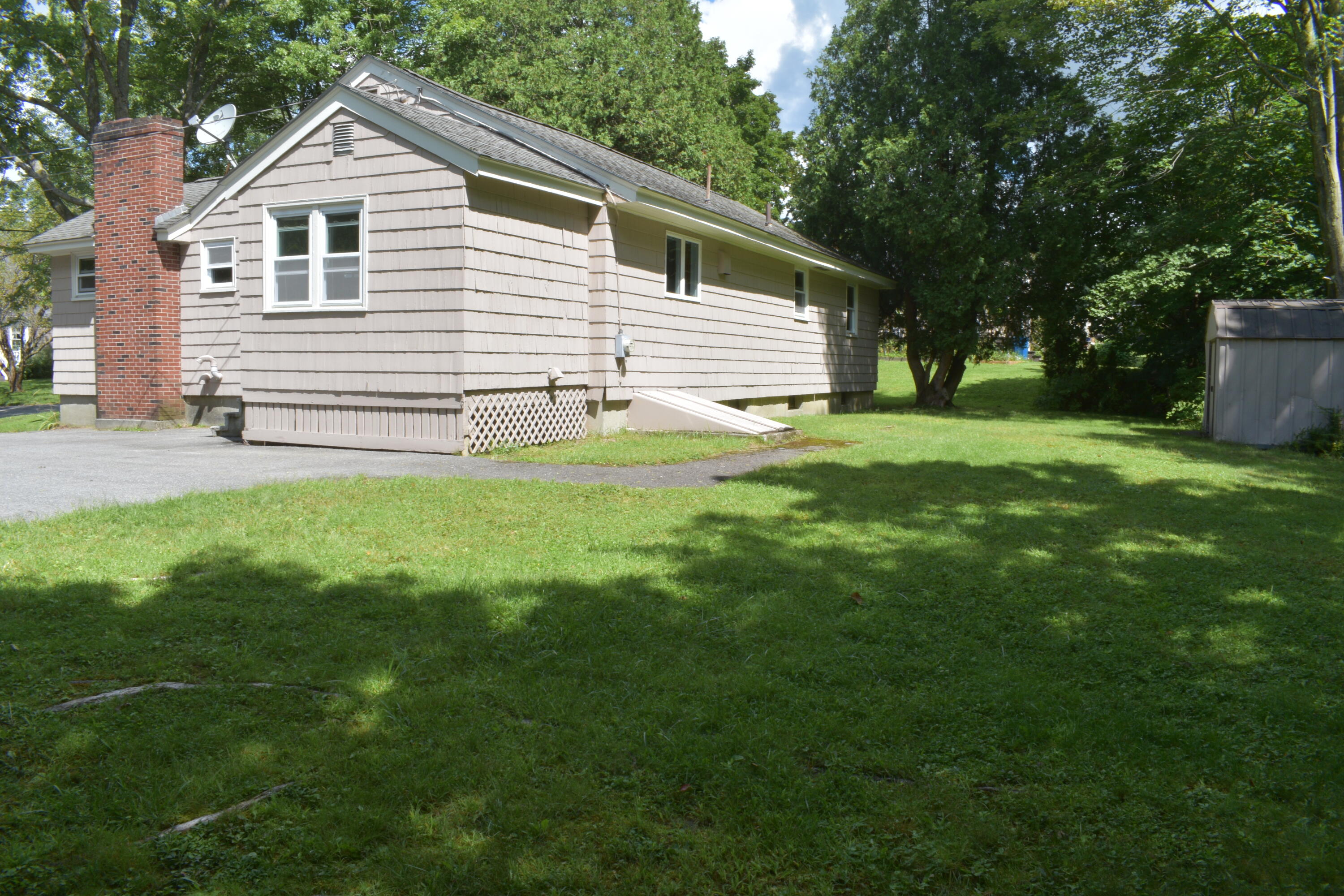 82 Farnham Street Portland, ME 04103 - Photo 6 of 25 MOB_2220