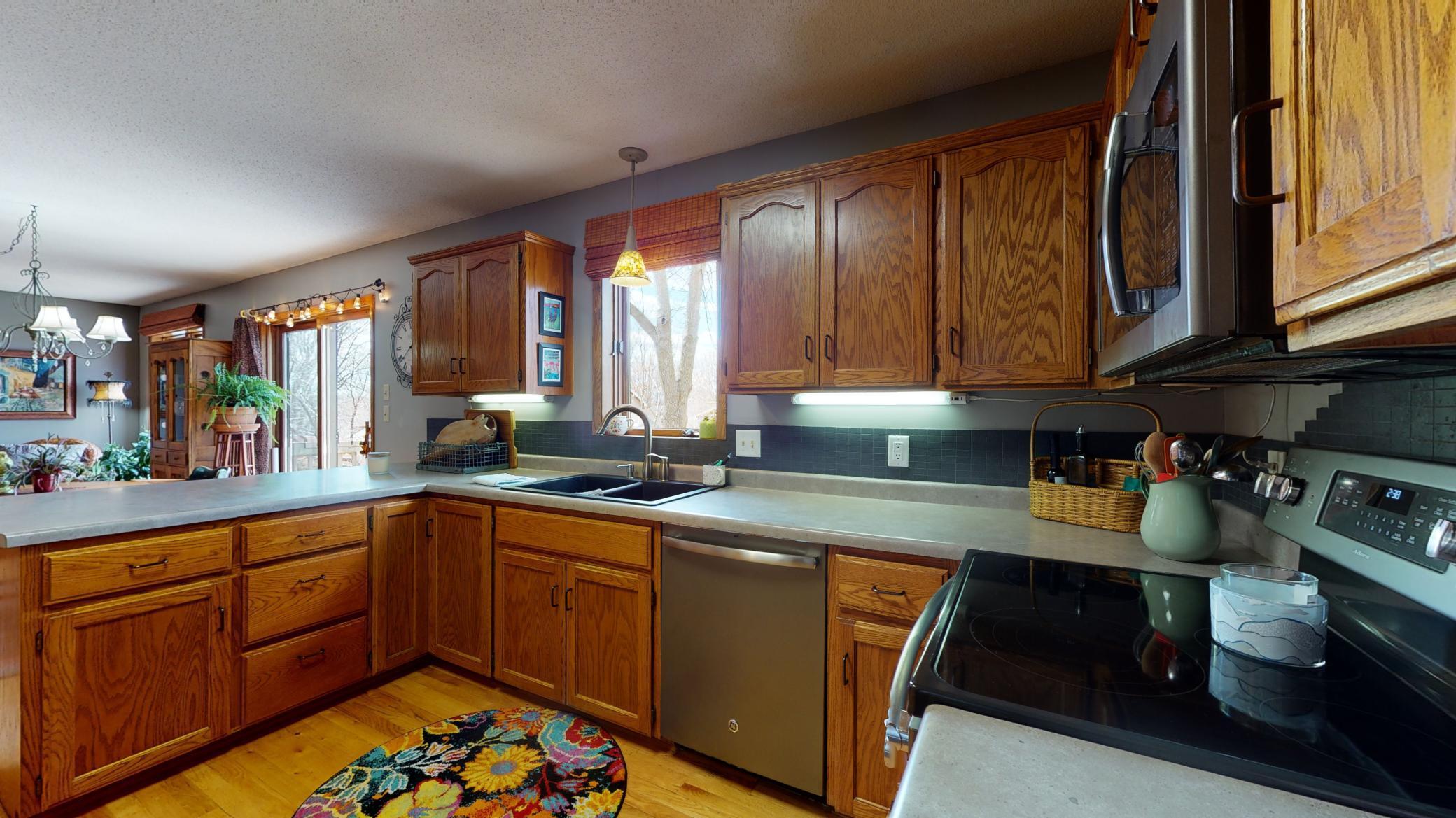 5807 Stapleton Lane Northwest Rochester, MN 55901 - Photo 8 of 42