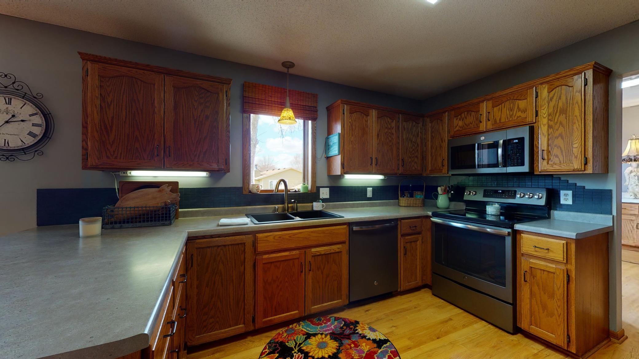 5807 Stapleton Lane Northwest Rochester, MN 55901 - Photo 10 of 42