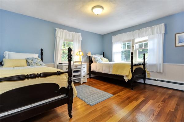 31 Sterling Road Westwood, MA 02090 - Photo 17 of 30 Gallery Image 17