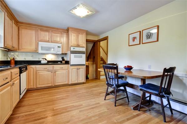 31 Sterling Road Westwood, MA 02090 - Photo 7 of 30 Gallery Image 7